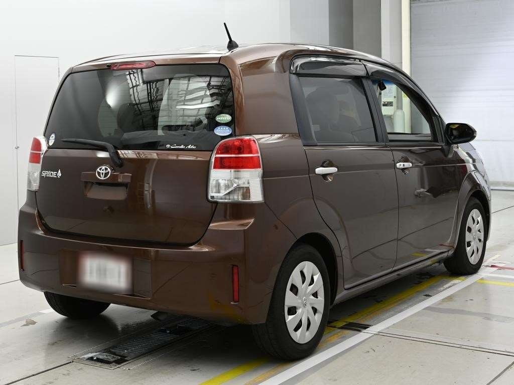 TOYOTA SPADE