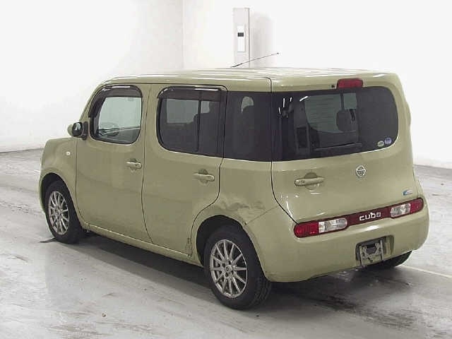 NISSAN CUBE