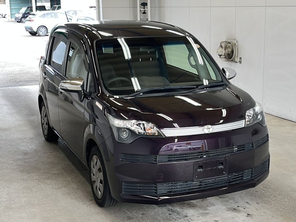 TOYOTA SPADE