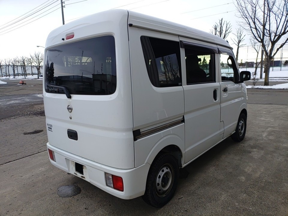 NISSAN NV100 CLIPPER