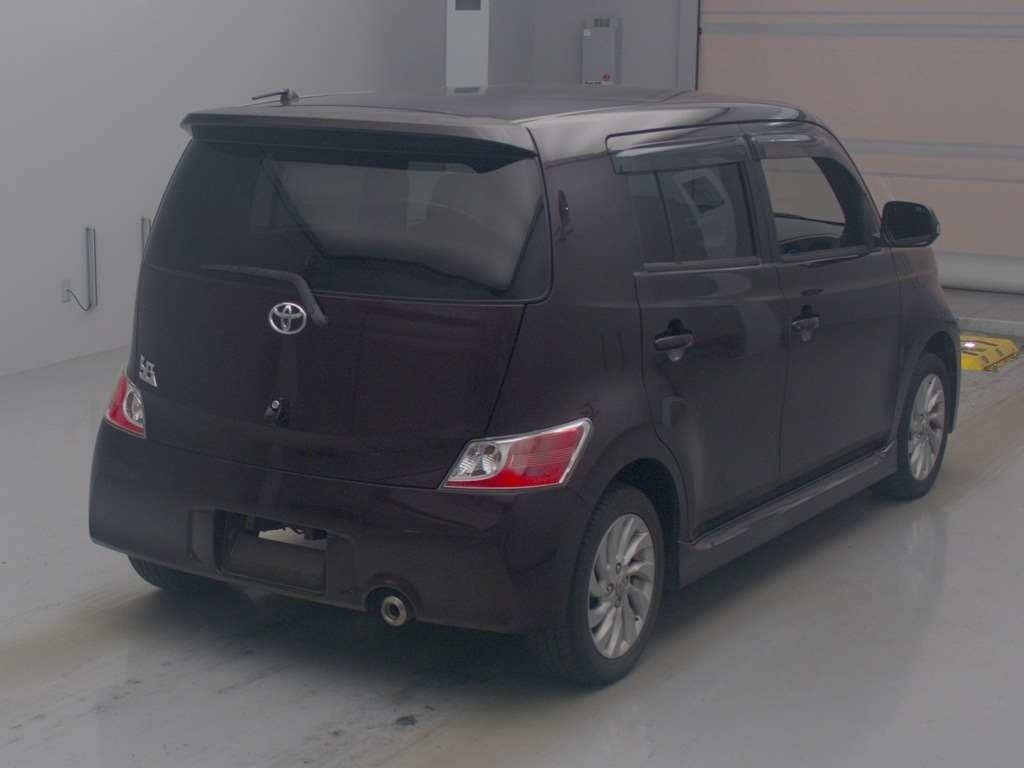 TOYOTA BB
