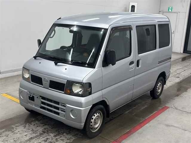 NISSAN CLIPPER