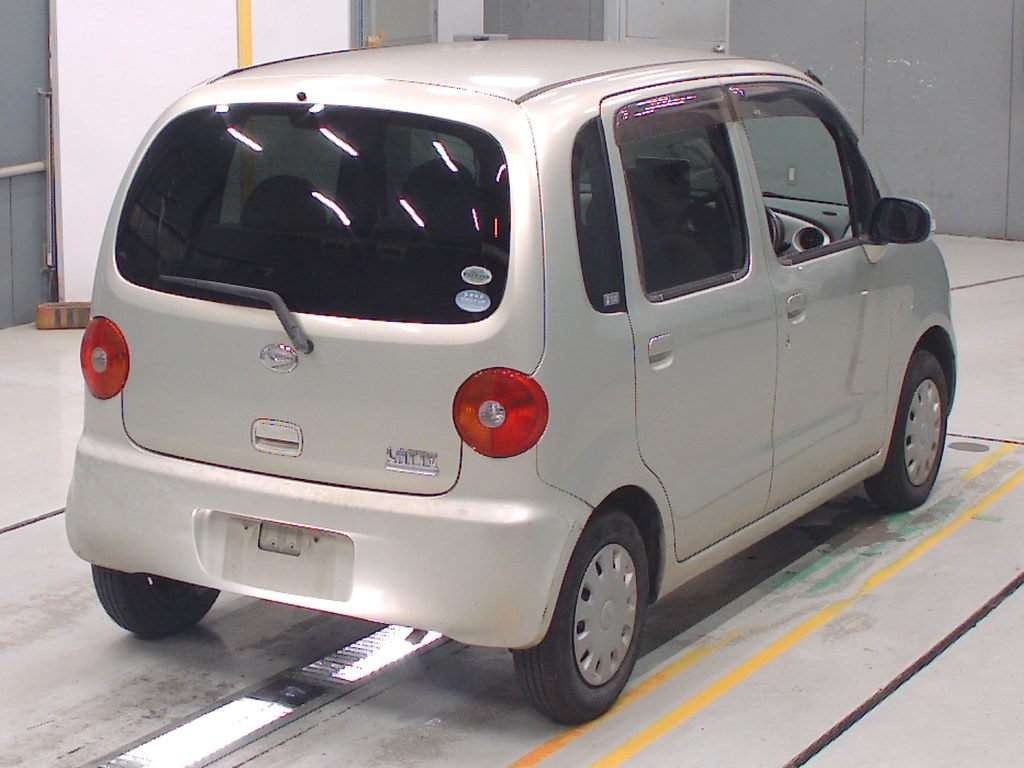 DAIHATSU MOVE LATTE