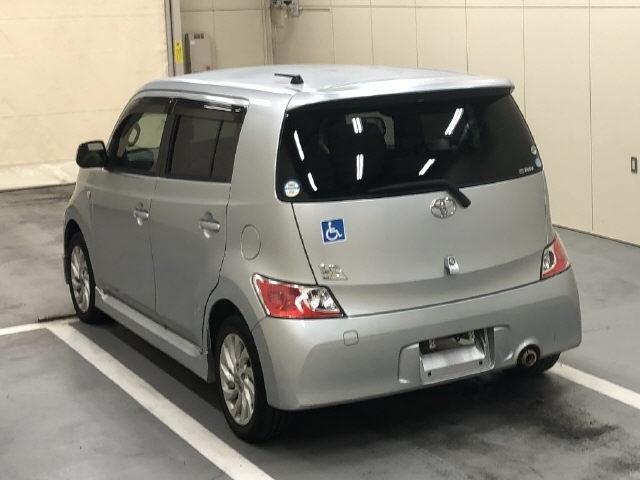 TOYOTA BB