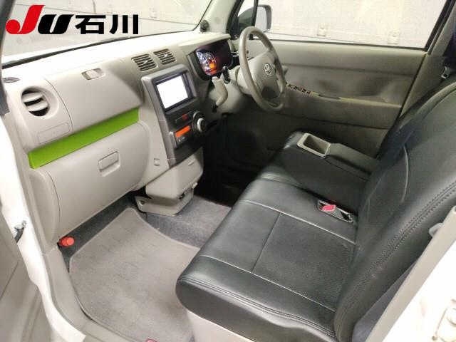 TOYOTA PIXIS SPACE