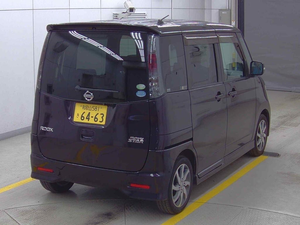 NISSAN ROOX
