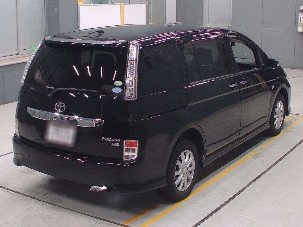 TOYOTA ISIS