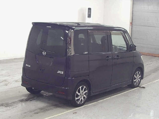 NISSAN ROOX