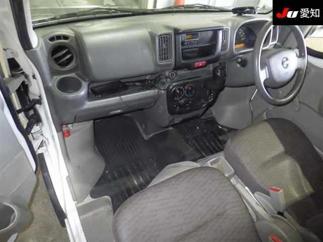 NISSAN NV100 CLIPPER