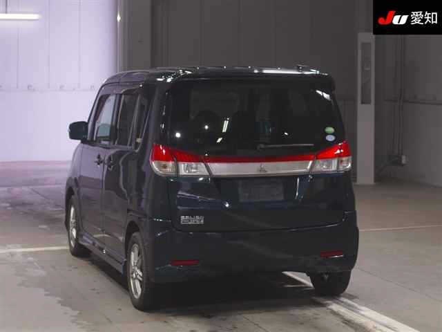 MITSUBISHI DELICA D:2