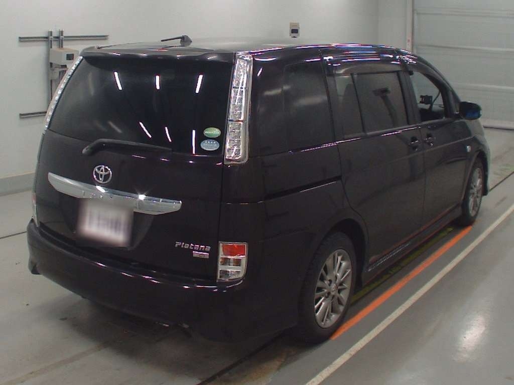 TOYOTA ISIS