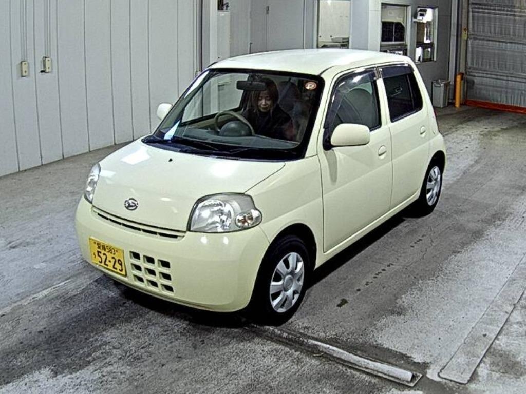DAIHATSU ESSE