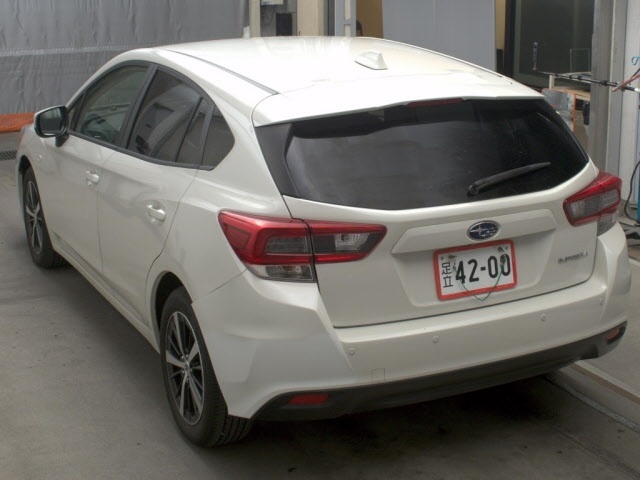 SUBARU IMPREZA