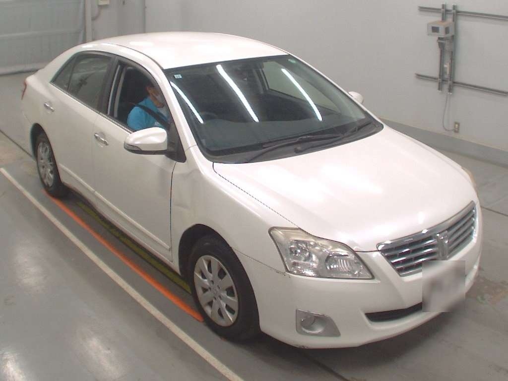 TOYOTA PREMIO