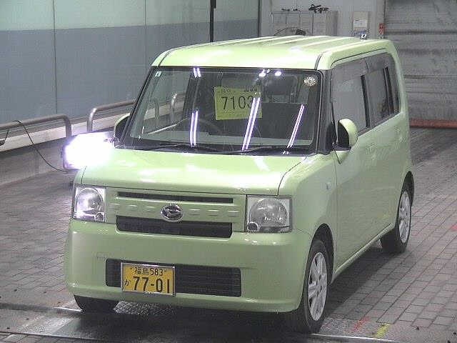 DAIHATSU MOVE CONTE