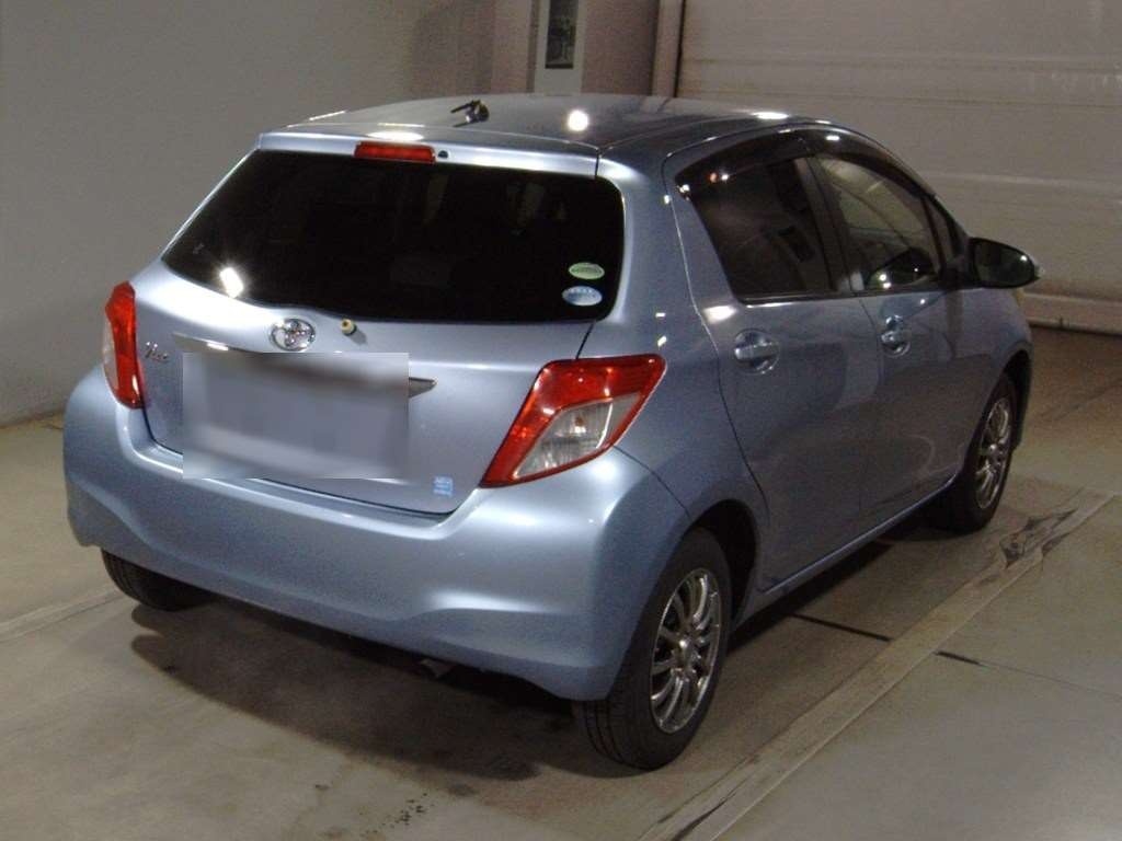 TOYOTA VITZ