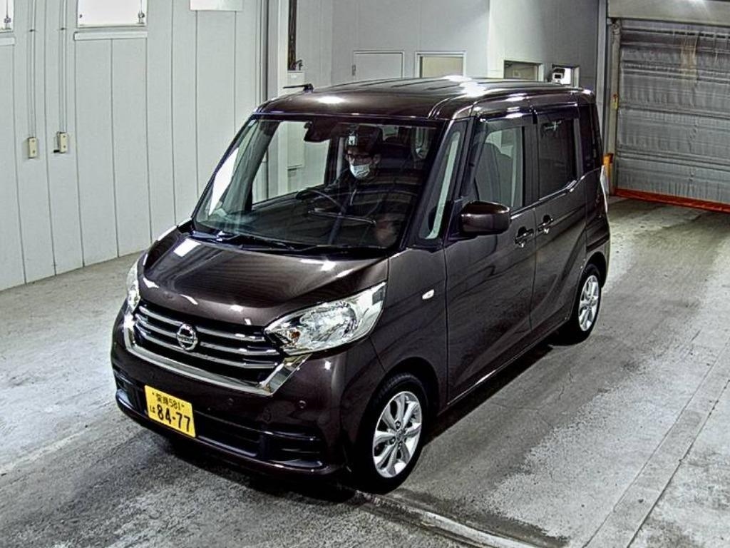 NISSAN DAYZ ROOX
