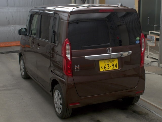 HONDA N-BOX