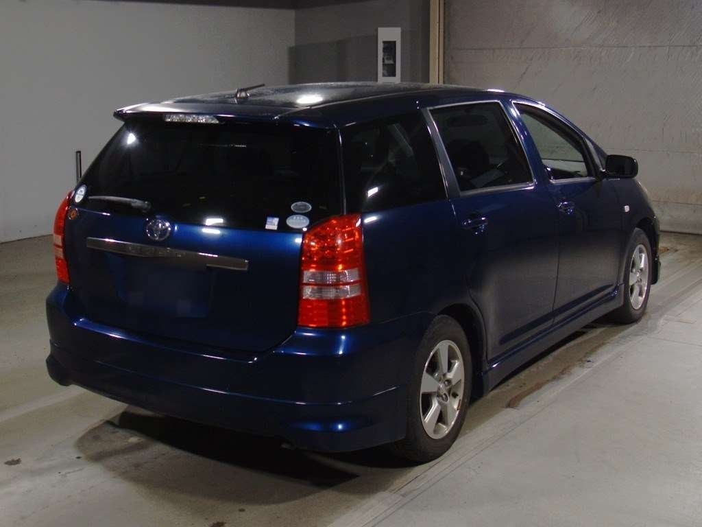 TOYOTA WISH