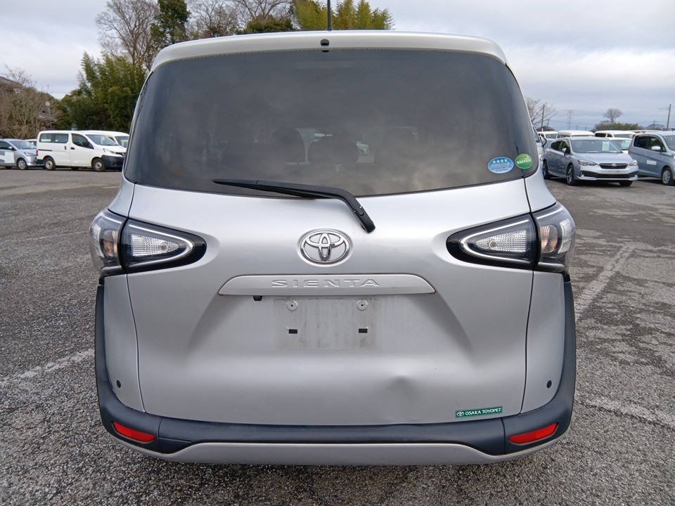 TOYOTA SIENTA