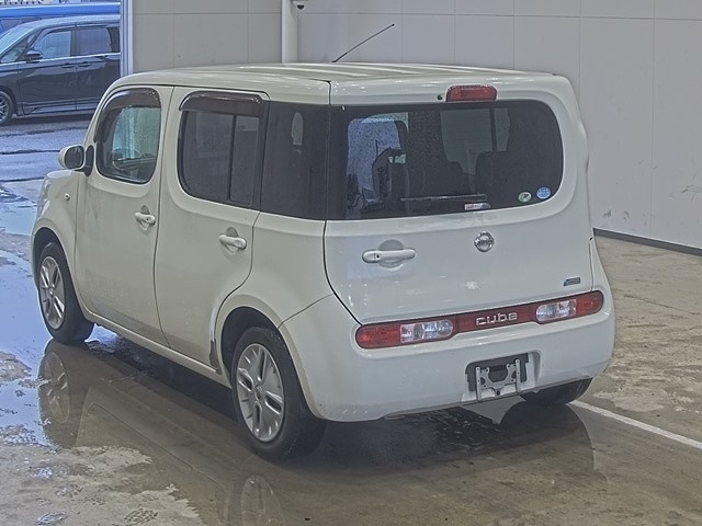 NISSAN CUBE