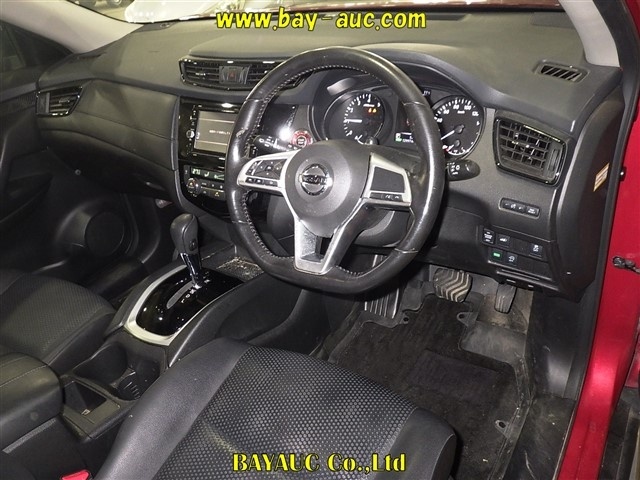 NISSAN X-TRAIL