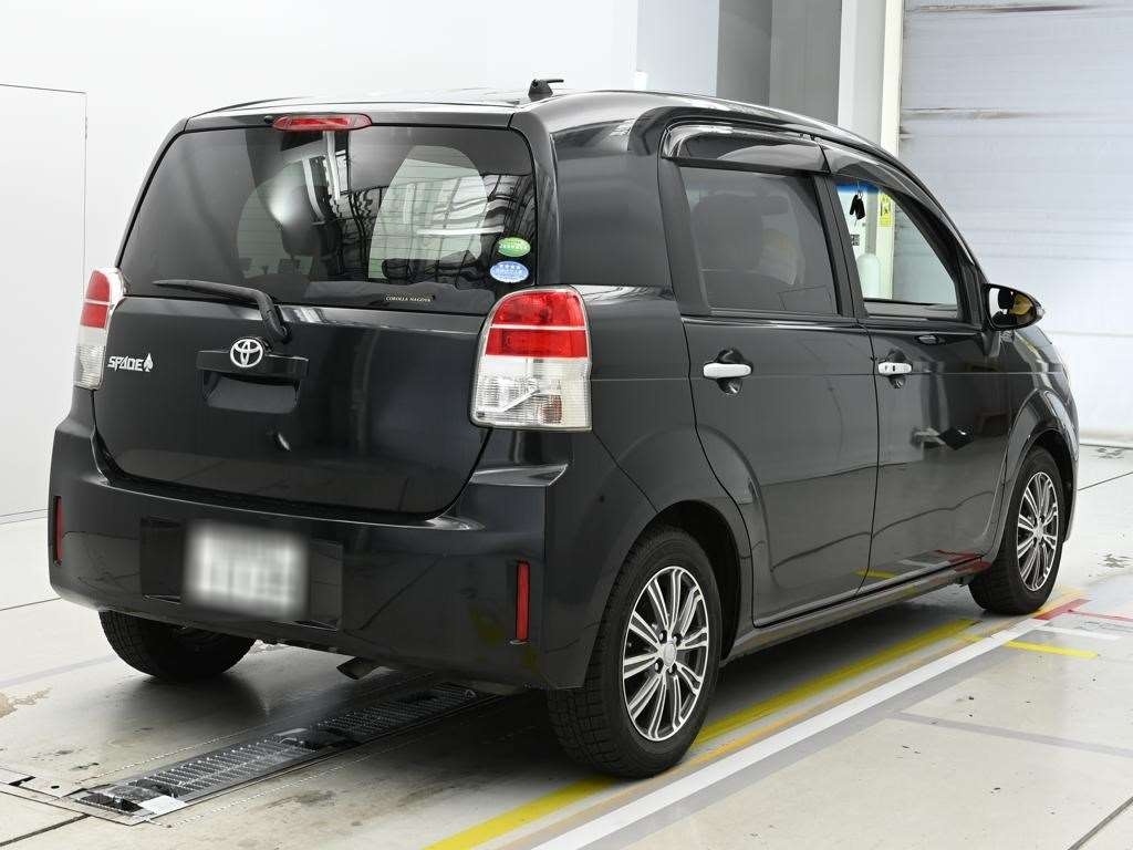 TOYOTA SPADE