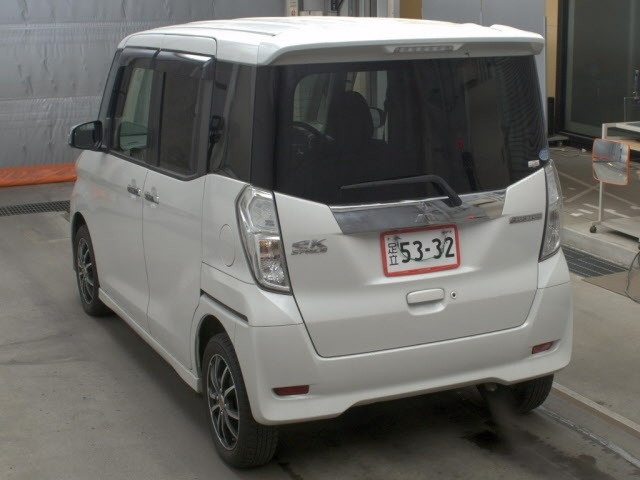 MITSUBISHI EK SPACE