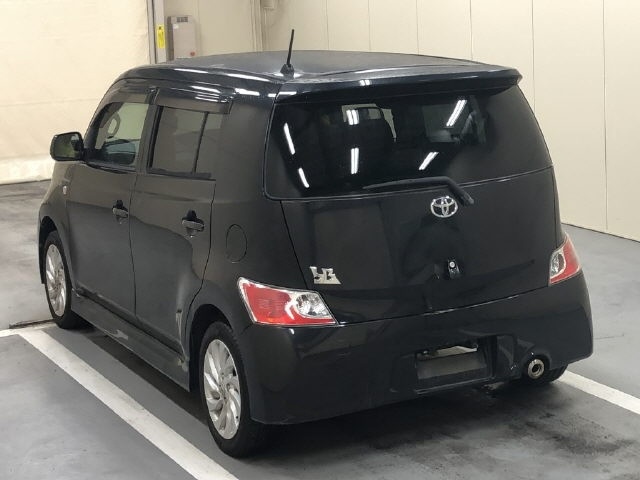 TOYOTA BB