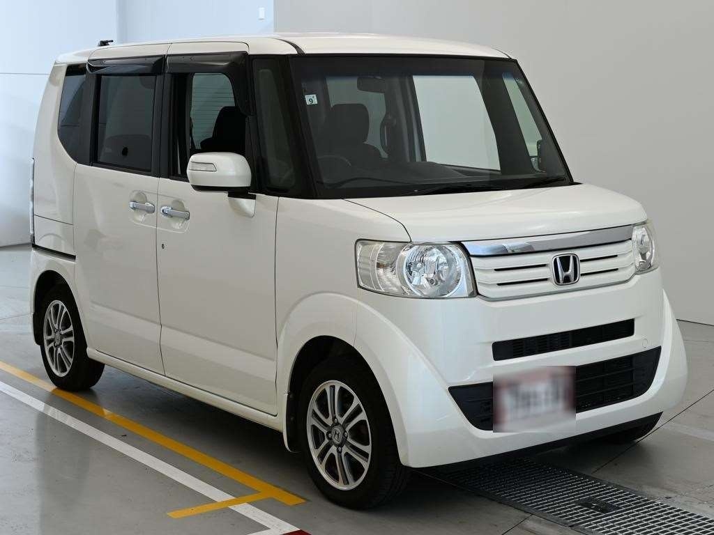 HONDA N-BOX