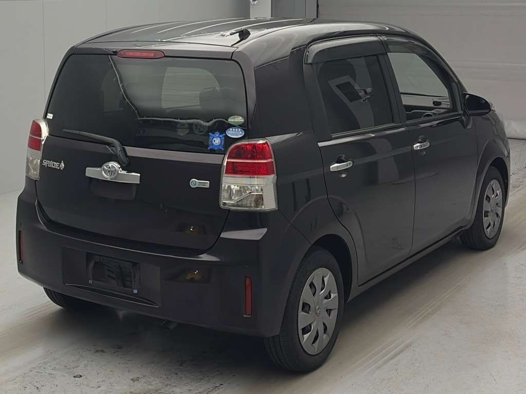 TOYOTA SPADE