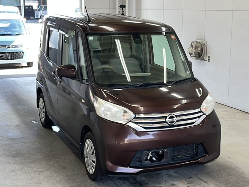 NISSAN DAYZ ROOX