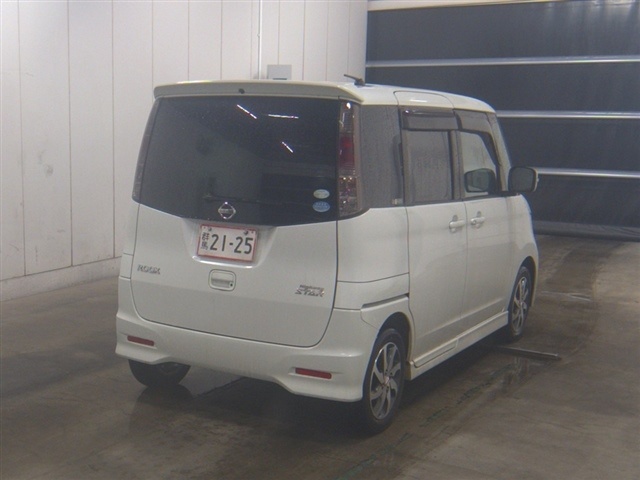 NISSAN ROOX