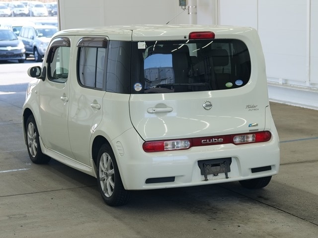 NISSAN CUBE
