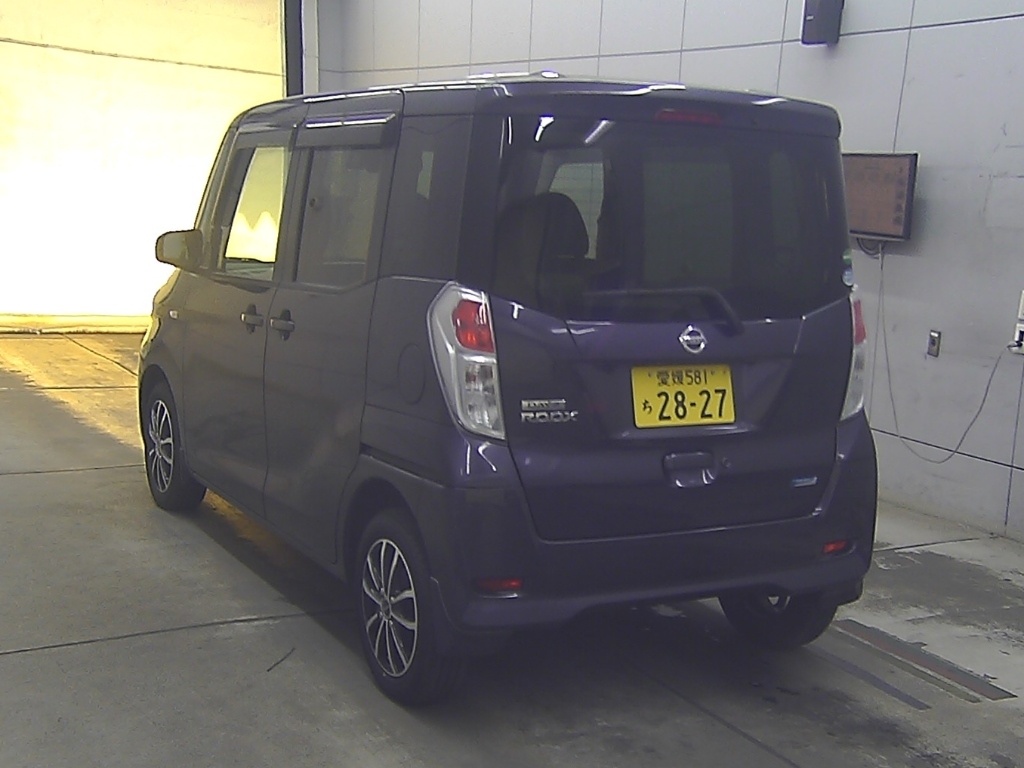 NISSAN DAYZ ROOX
