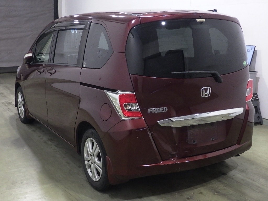HONDA FREED