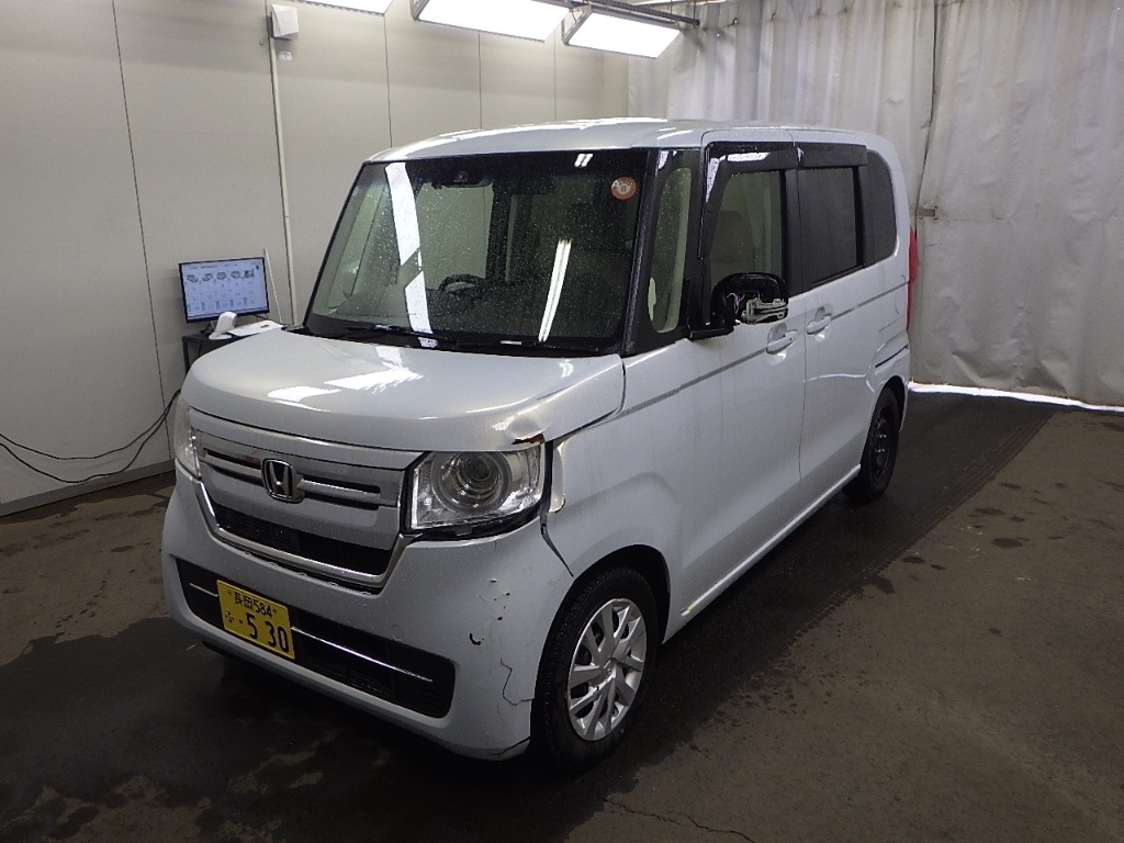 HONDA N-BOX