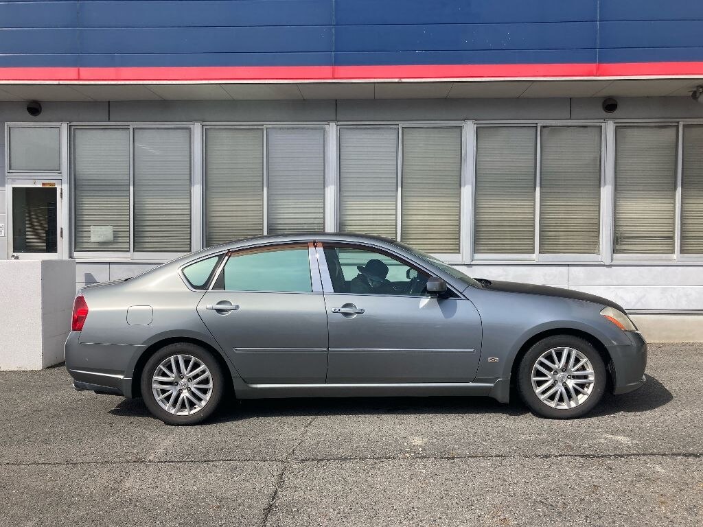 NISSAN FUGA