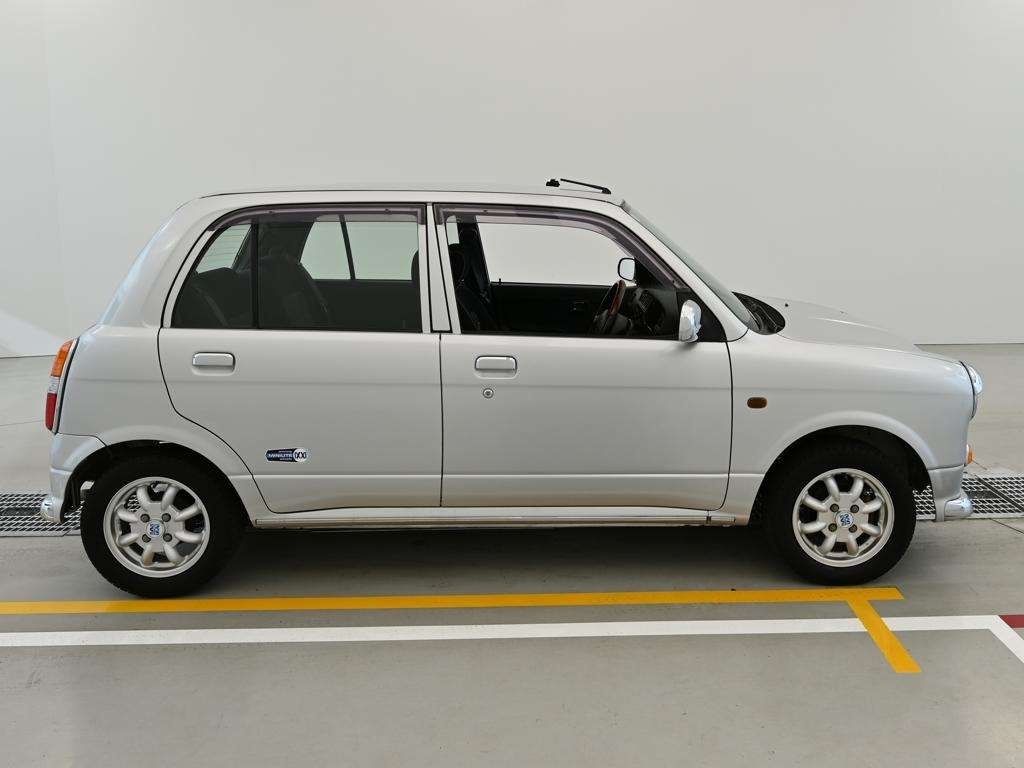 DAIHATSU MIRA GINO