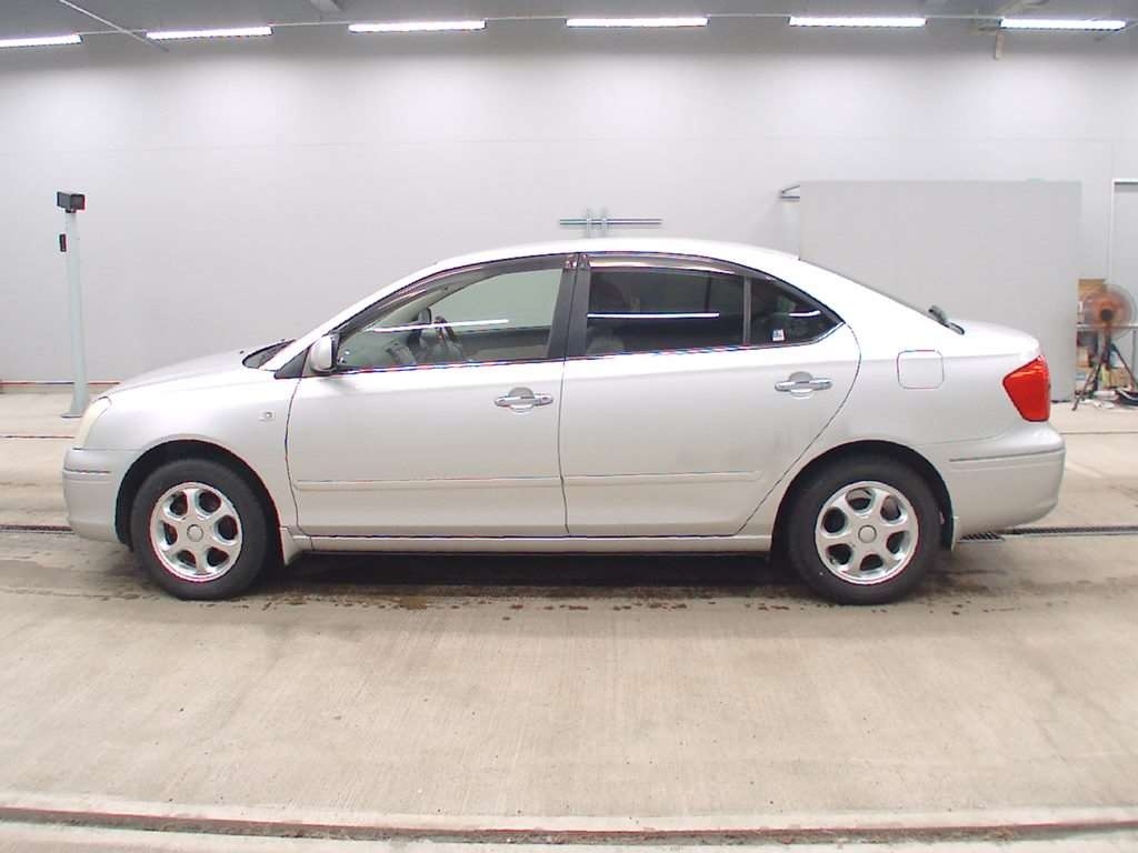 TOYOTA PREMIO