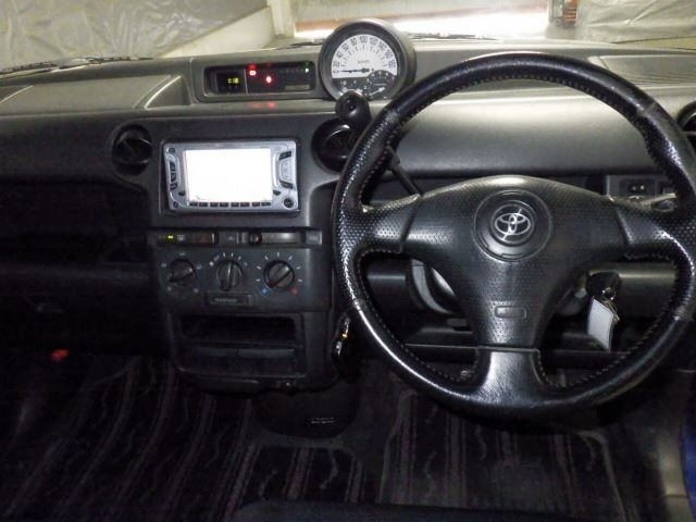TOYOTA BB