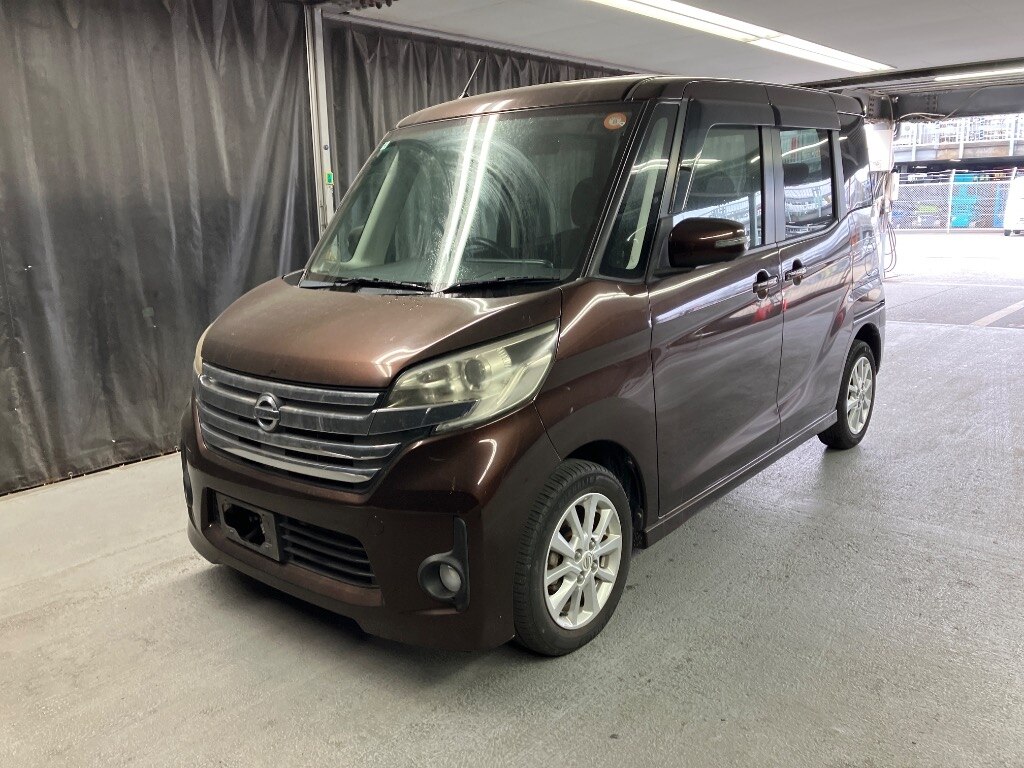 NISSAN DAYZ ROOX