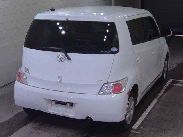 TOYOTA BB