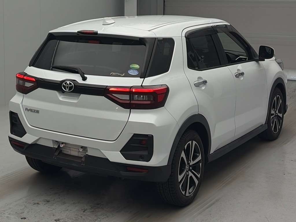 TOYOTA RAIZE
