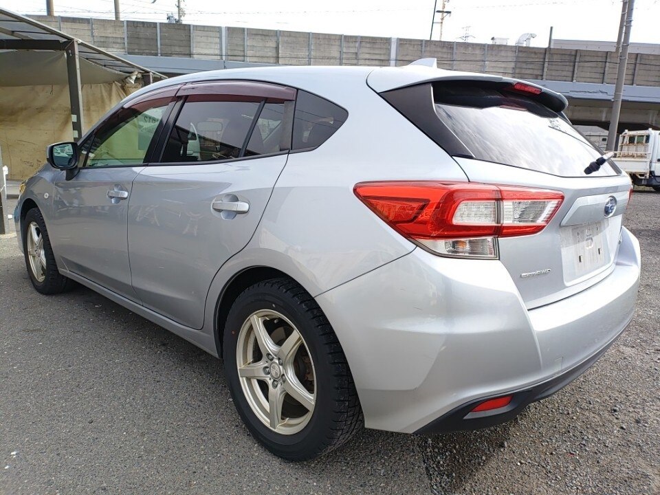 SUBARU IMPREZA