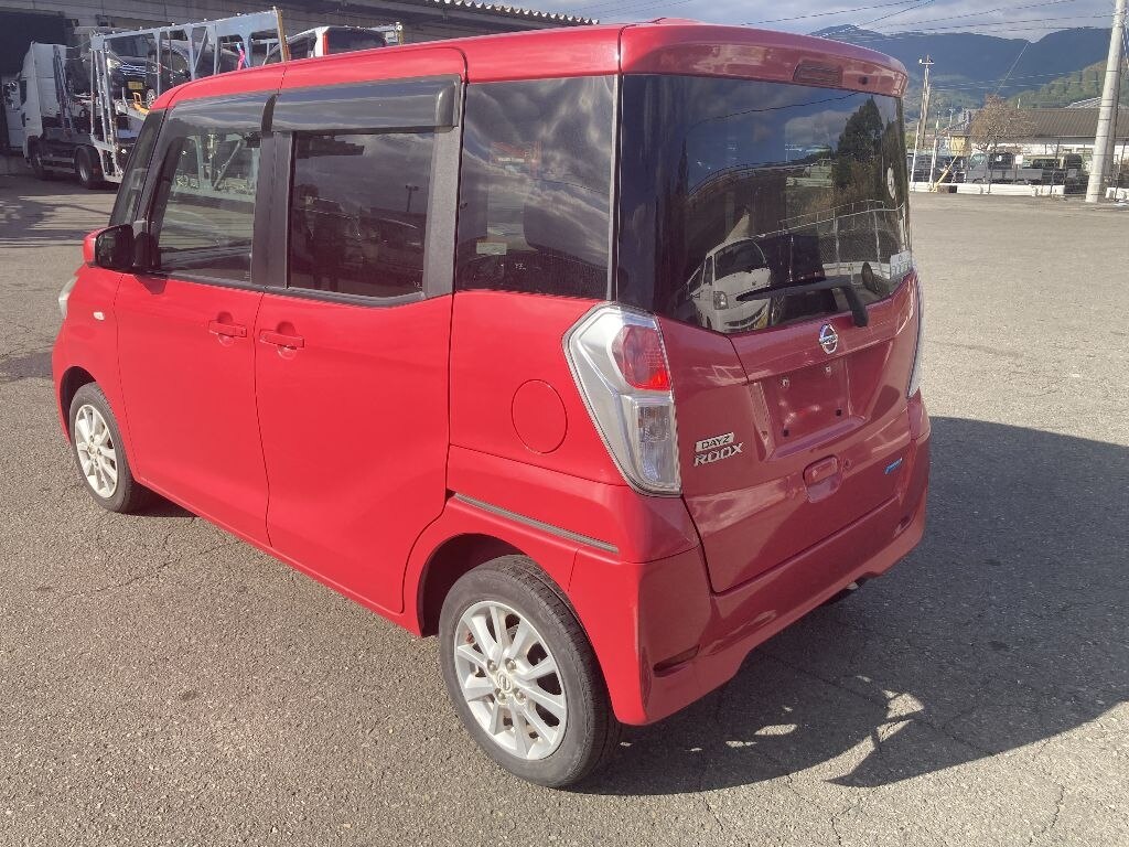 NISSAN DAYZ ROOX