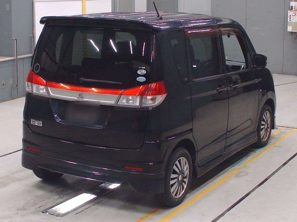 MITSUBISHI DELICA D:2