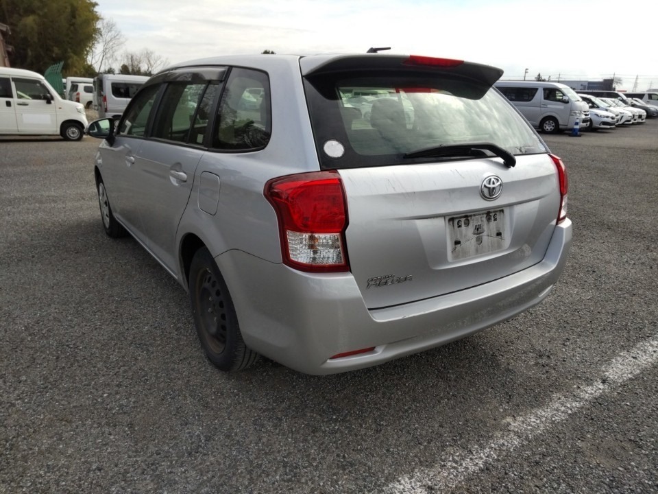 TOYOTA COROLLA FIELDER