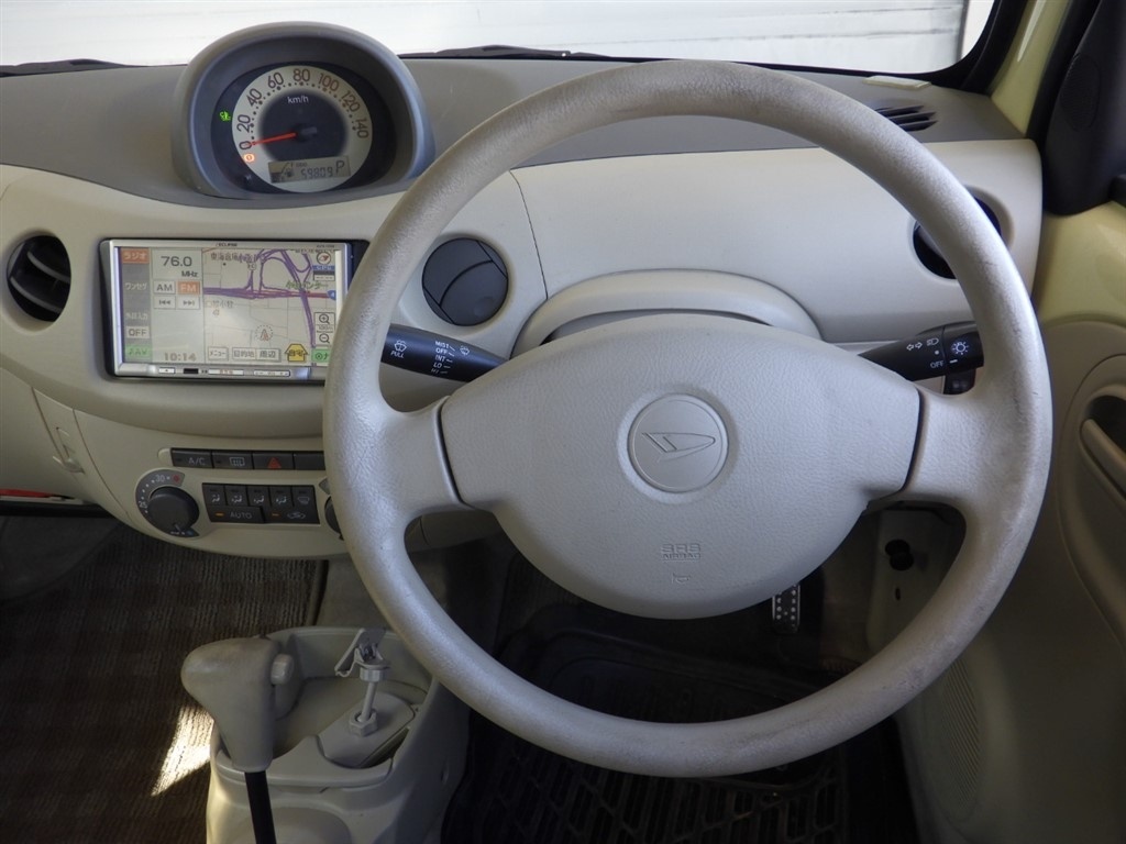 DAIHATSU ESSE