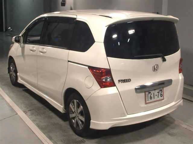 HONDA FREED